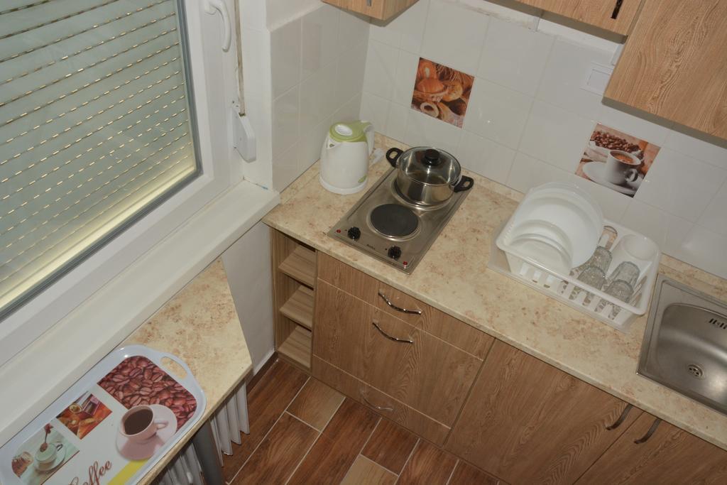 شقة Poetyi Flat بودابست المظهر الخارجي الصورة