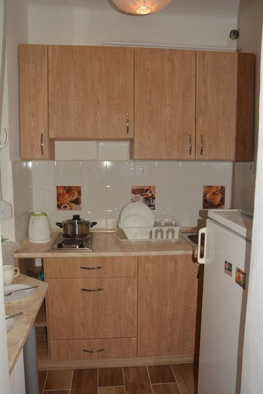 شقة Poetyi Flat بودابست المظهر الخارجي الصورة